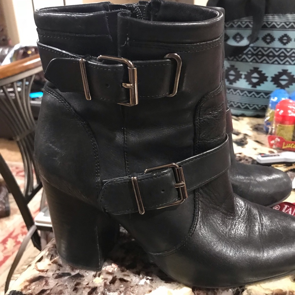 Vince Camuto 8.5 3 inch heel